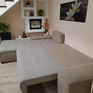 R&r Rakoczi Apartment